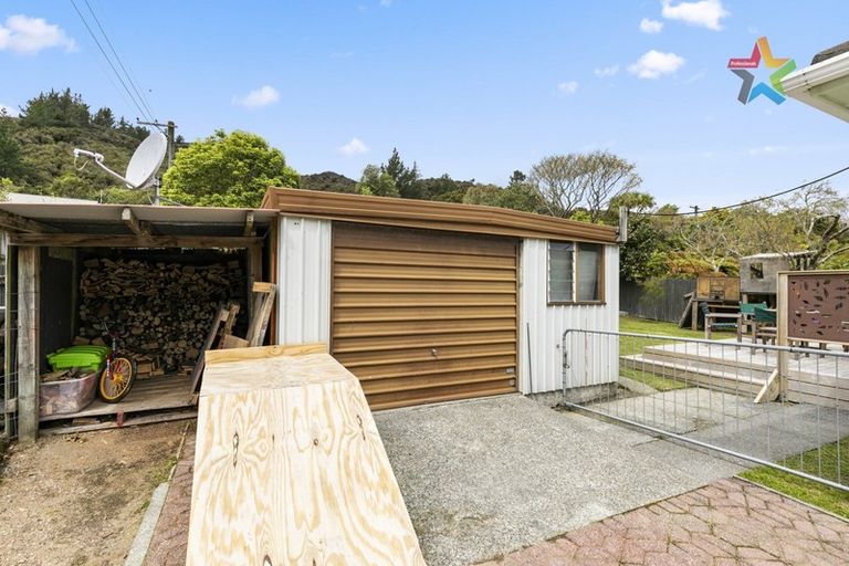 Photo of property in 90 Hair Street, Wainuiomata, Lower Hutt, 5014