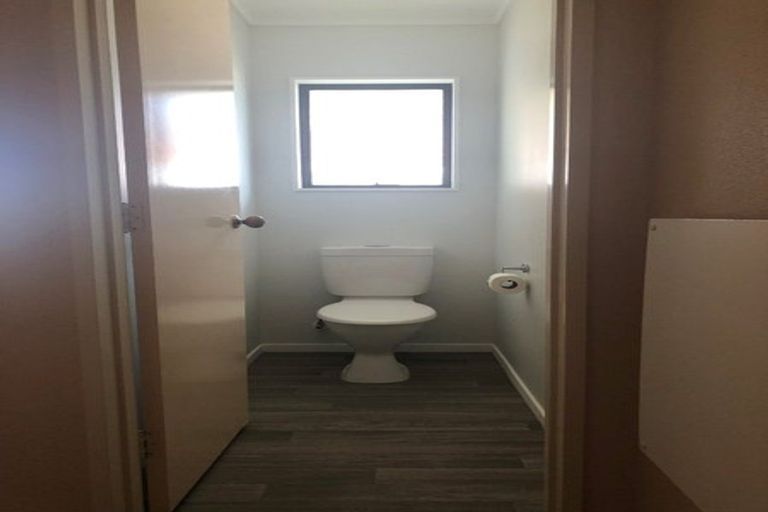 Photo of property in 2/413 Gloucester Street, Taradale, Napier, 4112