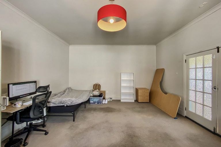 Photo of property in 84 Tinakori Road, Thorndon, Wellington, 6011