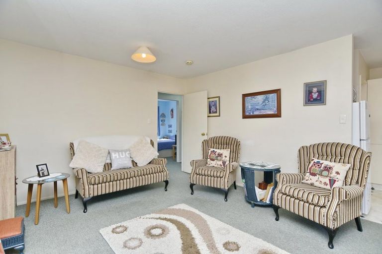 Photo of property in 94a Percival Street, Rangiora, 7400