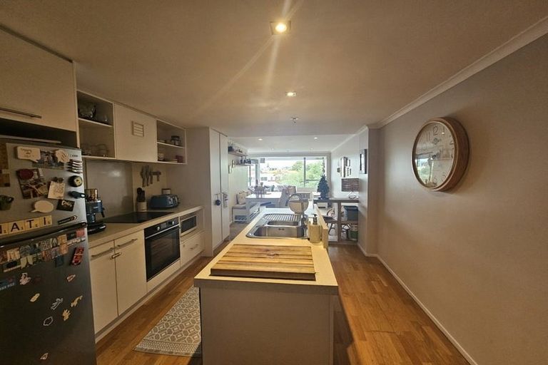 Photo of property in 203/332 Maunganui Road, Mount Maunganui, 3116