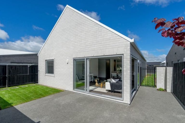 Photo of property in 11 Moreton Green, Rolleston, 7615