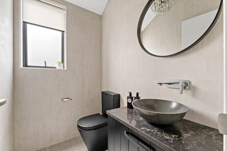 Photo of property in 5/73a The Parade, Bucklands Beach, Auckland, 2012