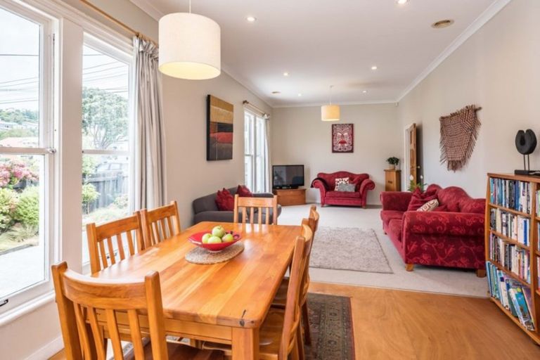 Photo of property in 47 Derwent Street, Island Bay, Wellington, 6023