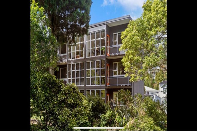 Photo of property in 146 Glenmore Street, Northland, Wellington, 6012