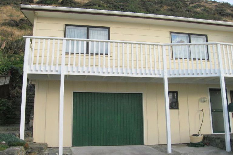 Photo of property in 92 Owhiro Bay Parade, Owhiro Bay, Wellington, 6023