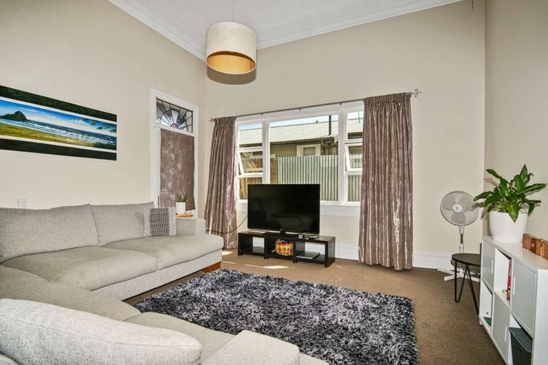 Photo of property in 83 Queen Street, Westport, 7825