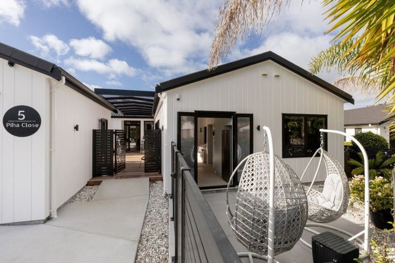 Photo of property in 5 Piha Close, Papamoa Beach, Papamoa, 3118
