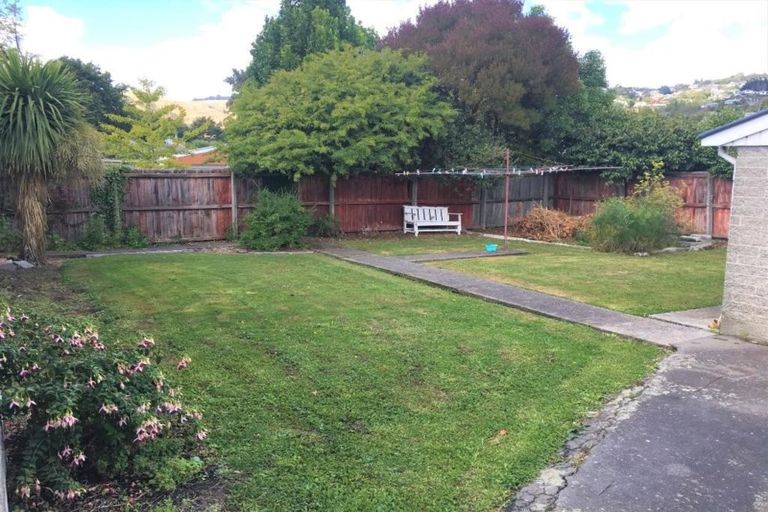 Photo of property in 23 Remuera Avenue, Cashmere, Christchurch, 8022