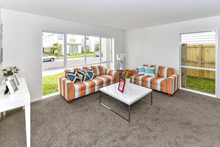 Photo of property in 35 Treestump Road, Takanini, 2112