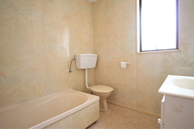 Photo of property in 24 Killarney Street, Alexandra, 9320