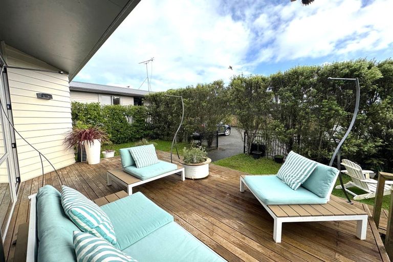 Photo of property in 39a Fairclough Road, Beach Haven, Auckland, 0626