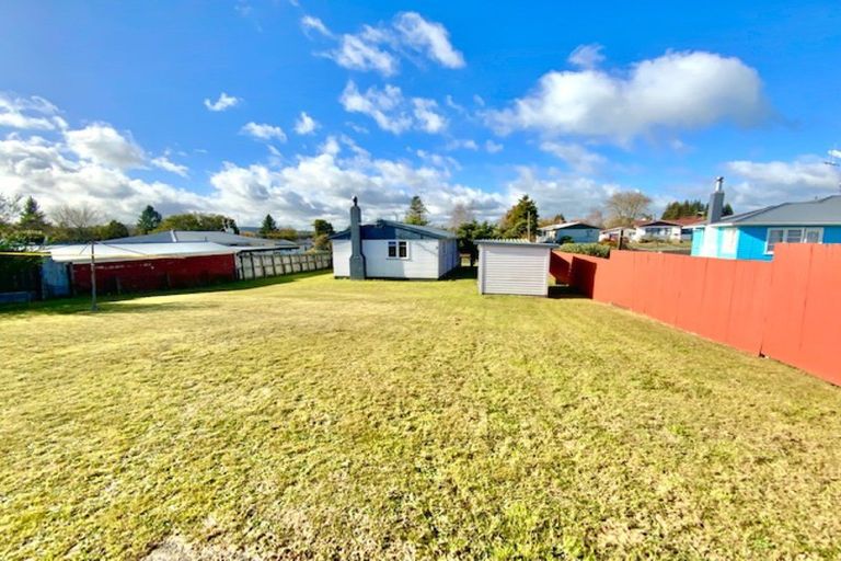 Photo of property in 16 Crathie Crescent, Tokoroa, 3420