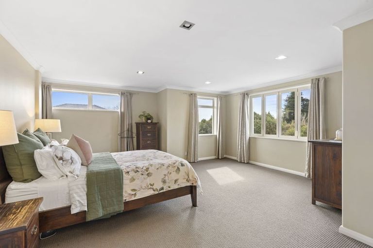 Photo of property in 68 Willowview Drive, Redwood, Christchurch, 8051