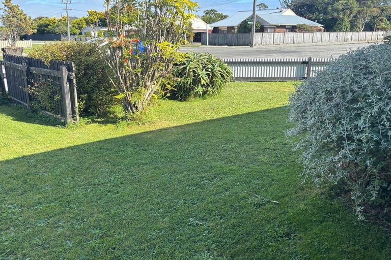 Photo of property in 143 Queen Street, Westport, 7825