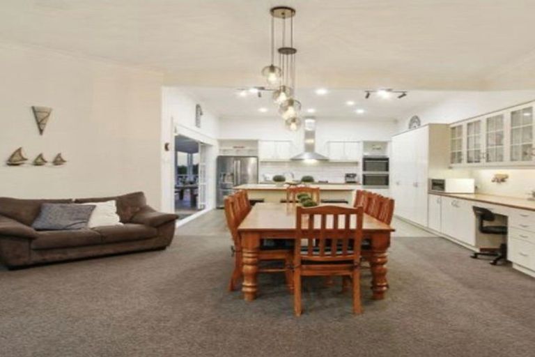 Photo of property in 187f Clarks Beach Road, Clarks Beach, Pukekohe, 2679