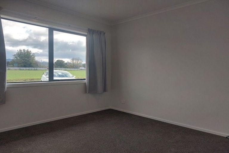 Photo of property in 2520 State Highway 2, Ahikouka, Greytown, 5794