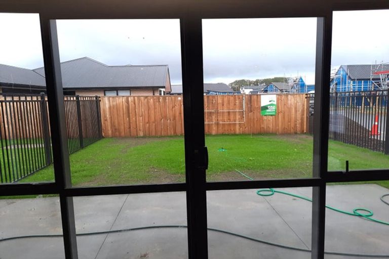 Photo of property in 6 Hebe Lane, Northwood, Christchurch, 8051