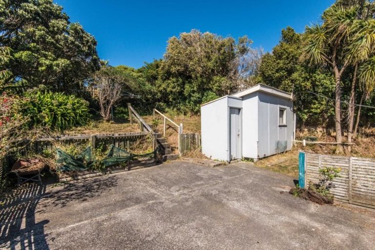 Photo of property in 33 Fraser Avenue, Johnsonville, Wellington, 6037