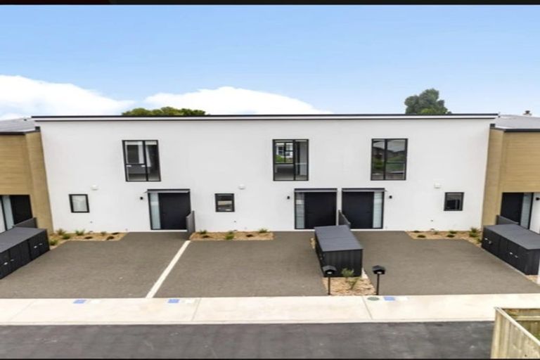 Photo of property in 43 Pipi Place, Levin, 5510