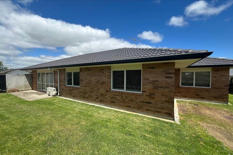 Photo of property in 40 Milson Drive, Papakura, 2110