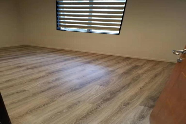 Photo of property in 208 Don Buck Road, Massey, Auckland, 0614