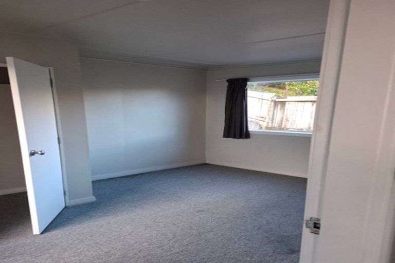 Photo of property in 39 Fraser Avenue, Johnsonville, Wellington, 6037