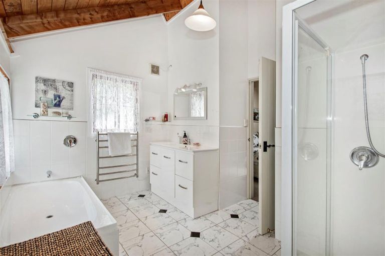 Photo of property in 304 Kara Road, Maungatapere, Whangarei, 0179