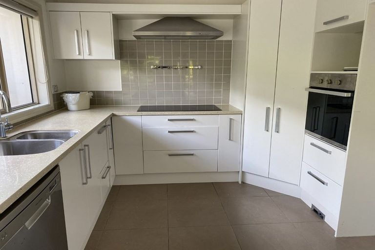 Photo of property in 58 English Oak Drive, Schnapper Rock, Auckland, 0632