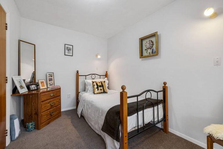 Photo of property in 57 Kent Lodge Avenue, Avonhead, Christchurch, 8042