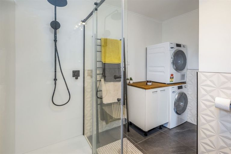 Photo of property in 1/15 Deveron Road, Manurewa, Auckland, 2102