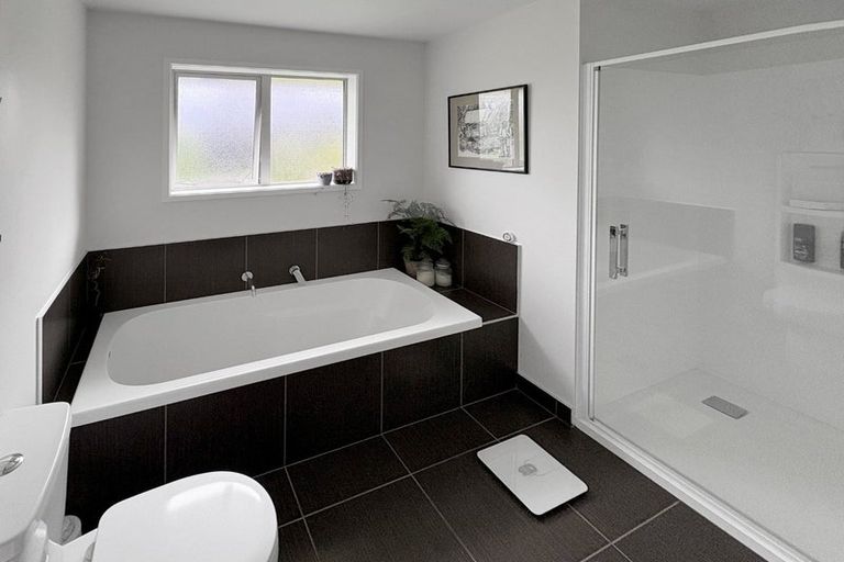 Photo of property in 18 Weld Street, Levin, 5510