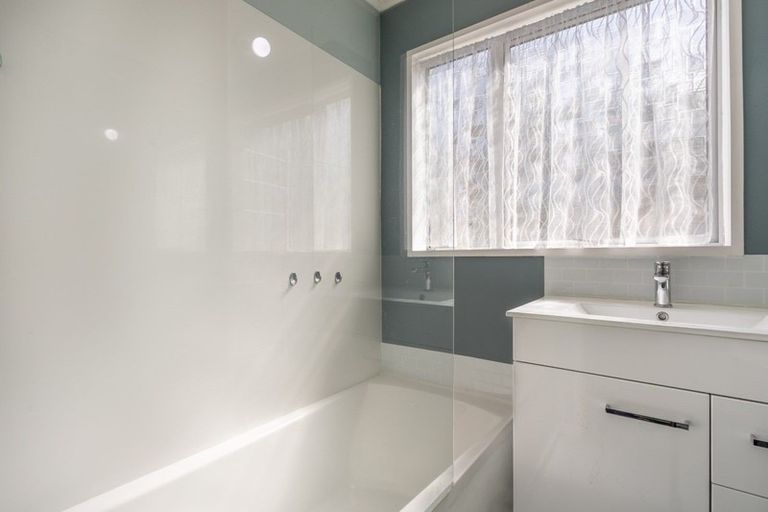 Photo of property in 16b Marere Avenue, Paraparaumu, 5032