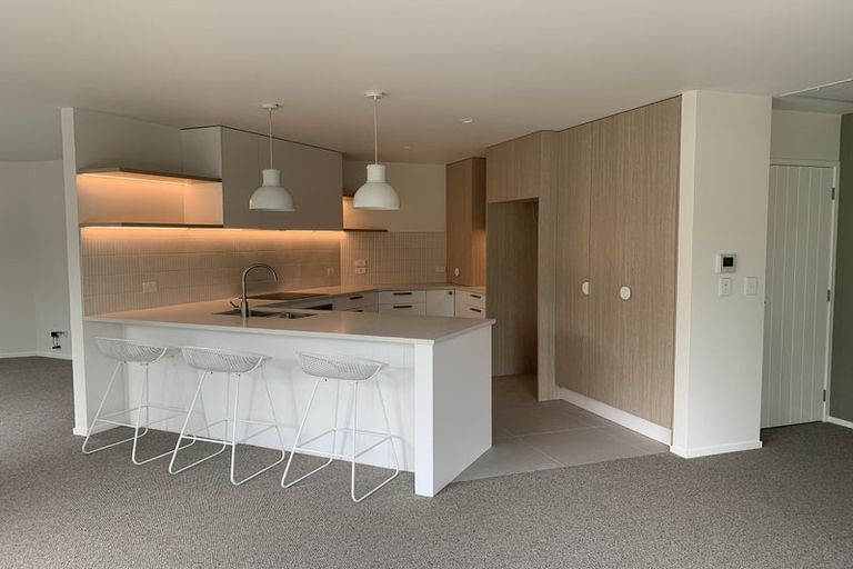 Photo of property in 12 Saffron Street, Cambridge, 3434