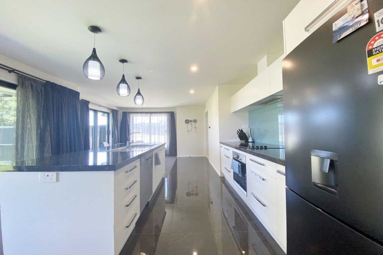 Photo of property in 17 Dynes Road, Rolleston, 7615