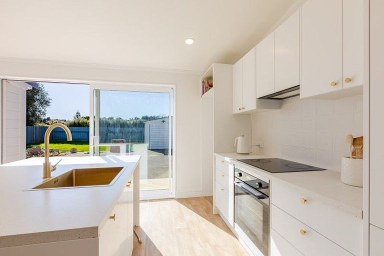 Photo of property in 23 Dee Street, Otane, 4202