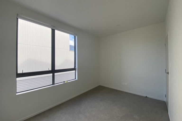 Photo of property in 588b Te Atatu Road, Te Atatu Peninsula, Auckland, 0610