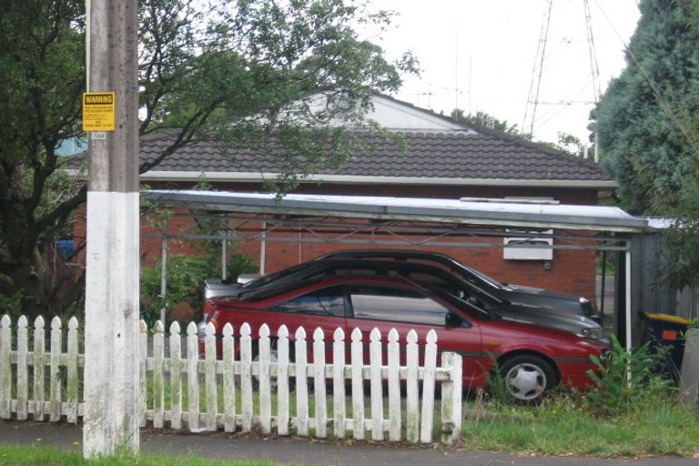 Photo of property in 4/117 Bolton Street, Blockhouse Bay, Auckland, 0600