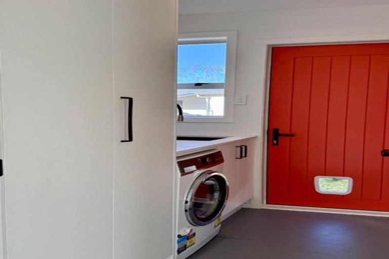 Photo of property in 44 Gillies Crescent, Waimarama, Havelock North, 4294