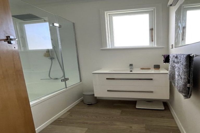 Photo of property in 5 Hilton Road, Carterton, 5713