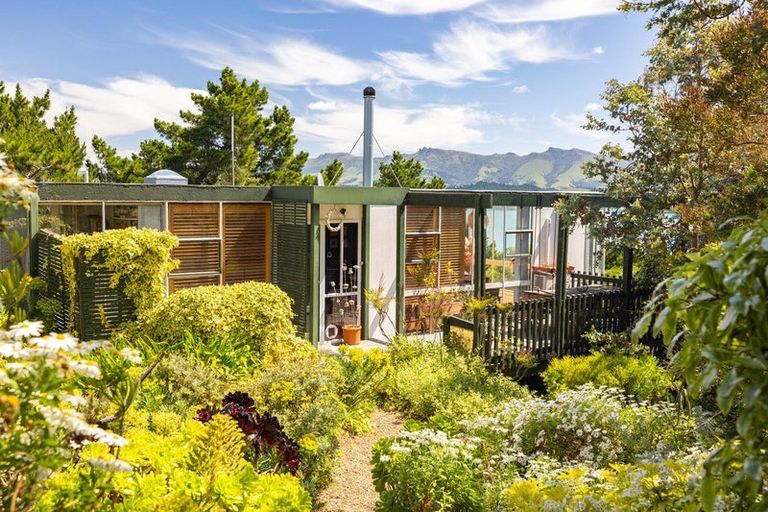 Photo of property in 17 Athol Place, Diamond Harbour, Lyttelton, 8971