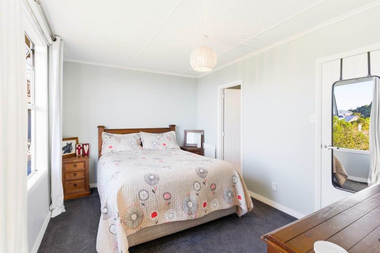 Photo of property in 11 Skibo Street, Kew, Dunedin, 9012