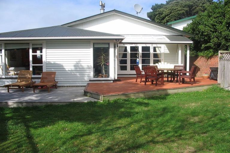 Photo of property in 22 Manuka Street, Miramar, Wellington, 6022