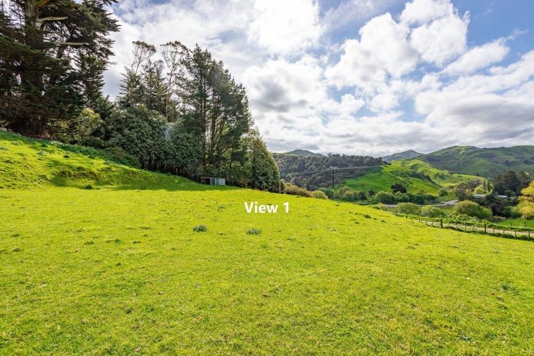 Photo of property in 38 Titoki Road, Waikanae Beach, Waikanae, 5036