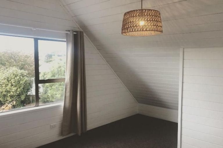 Photo of property in 119 Wairau Road, Oakura, 4314