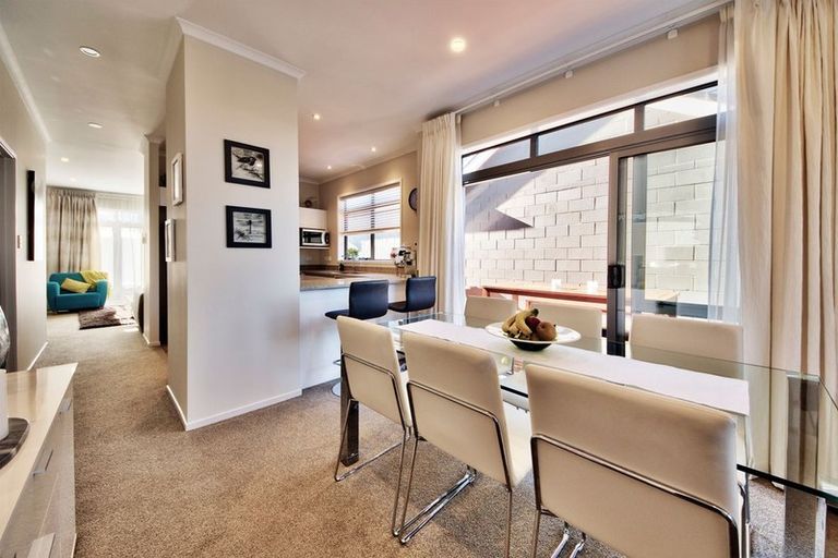 Photo of property in 14 Teal Way, Hobsonville, Auckland, 0616