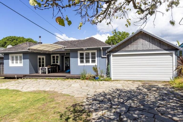 Photo of property in 11 Cliff Street, Onerahi, Whangarei, 0110