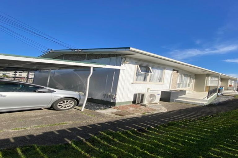 Photo of property in 24 Michelle Place, Mangere, Auckland, 2022