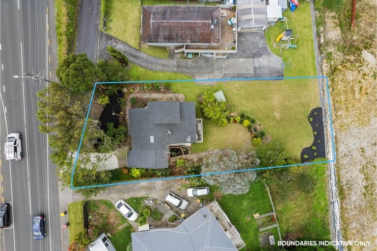 Photo of property in 236 Don Buck Road, Massey, Auckland, 0614