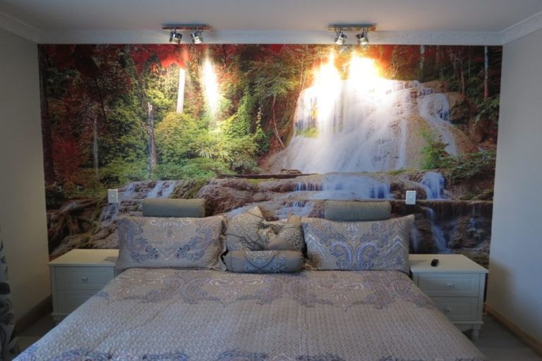 Photo of property in 76 Ferndown Avenue, Papatoetoe, Auckland, 2025